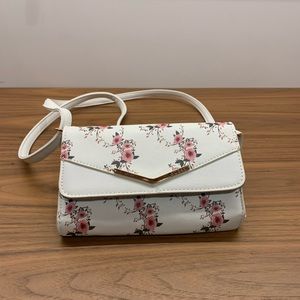 Guess Crossbody
